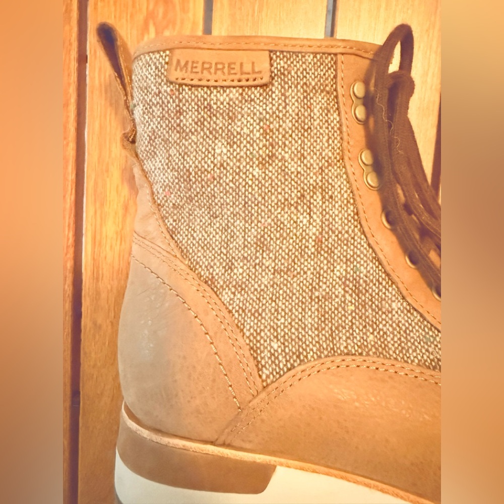Merrell Mixed Media Tan Lace-Up Ankle Boots - Size 7 - Picture 4 of 6